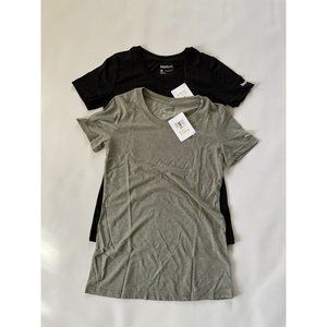 Reebok Women’s Lot Of 2 Short Sleeves T-Shirts Size M